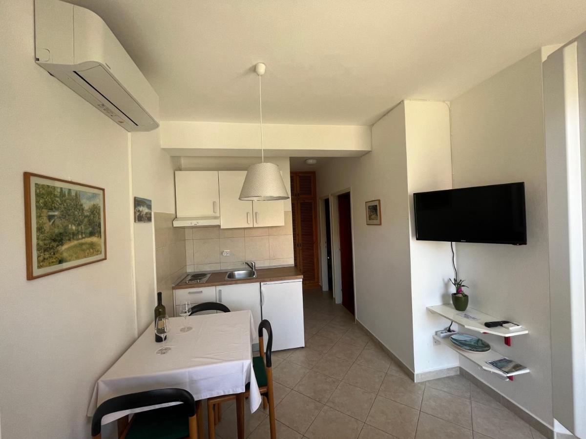 Apartments Suda Lumbarda Exterior foto