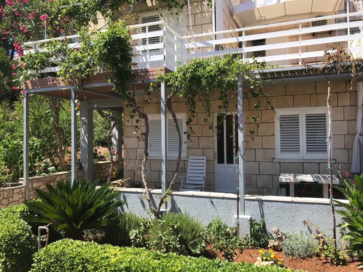 Apartments Suda Lumbarda Exterior foto